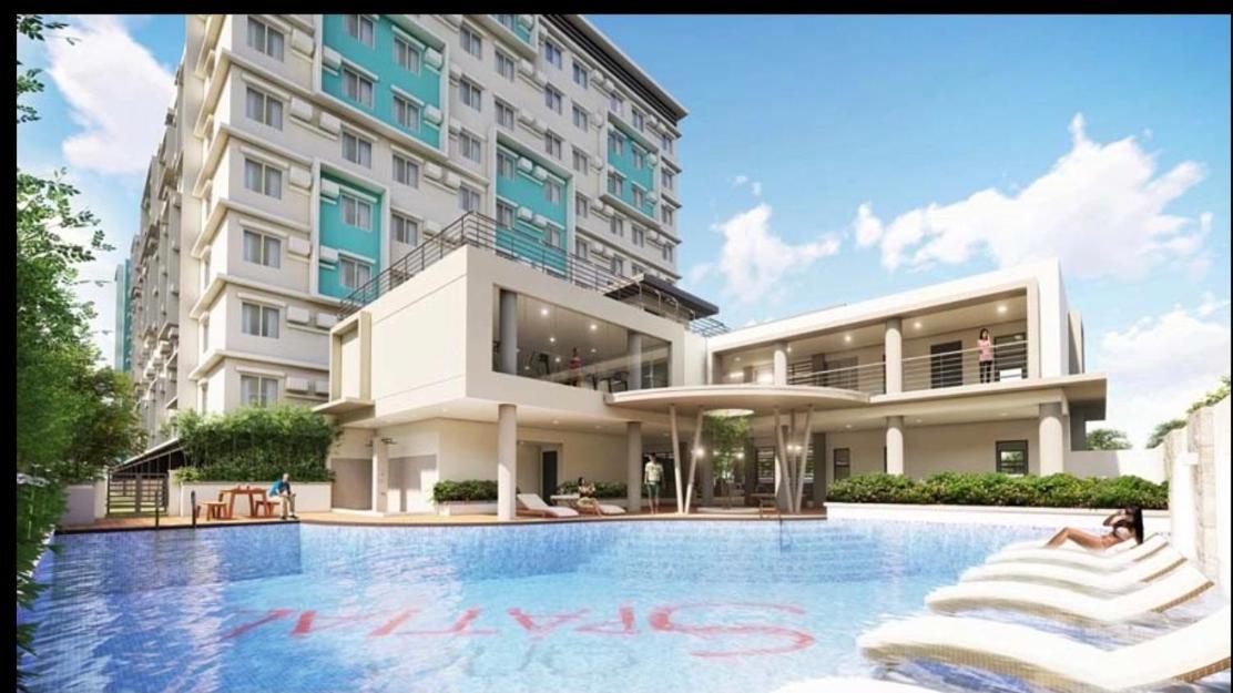 One Spatial Two Bedroom Condominium Unit With Pool And Gym Free Netflix And Wifi Iloilo City Exterior photo